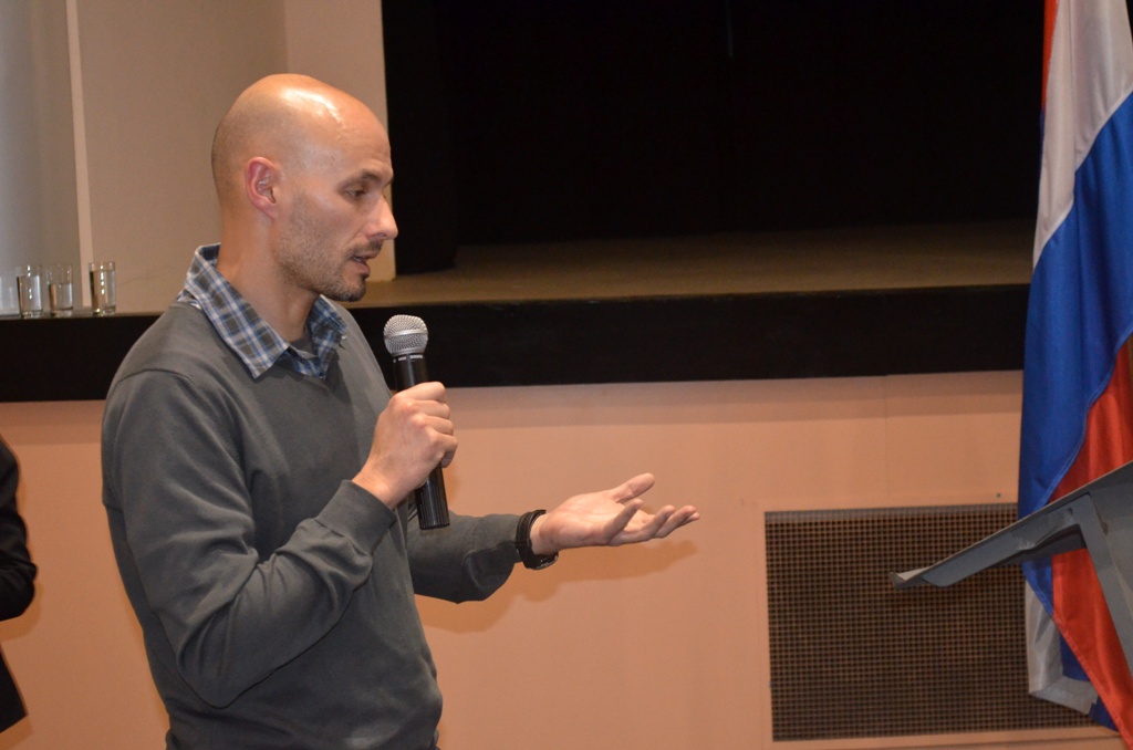 El doctor en Ciencias Biológicas Luis Aubriot.