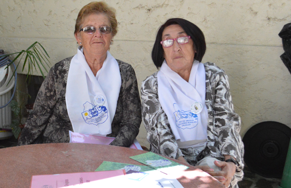 Norma Carugno y Silvia Páez en el Instituto de Formación Docente ‘Juan Amos Comenio’, previo a reunirse con la ministra de Desarrollo Social.