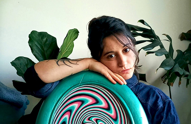 Elina y su visión de lo ilusorio: la colección 'Ciencia Ficción' llega a Artefacto
